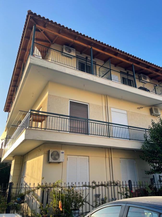 Teo'S 2 Persons Studio Deluxe Patras Exterior foto